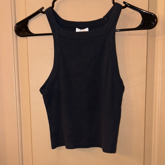 Black and White Tank Tops Set - Picture 2 of 6